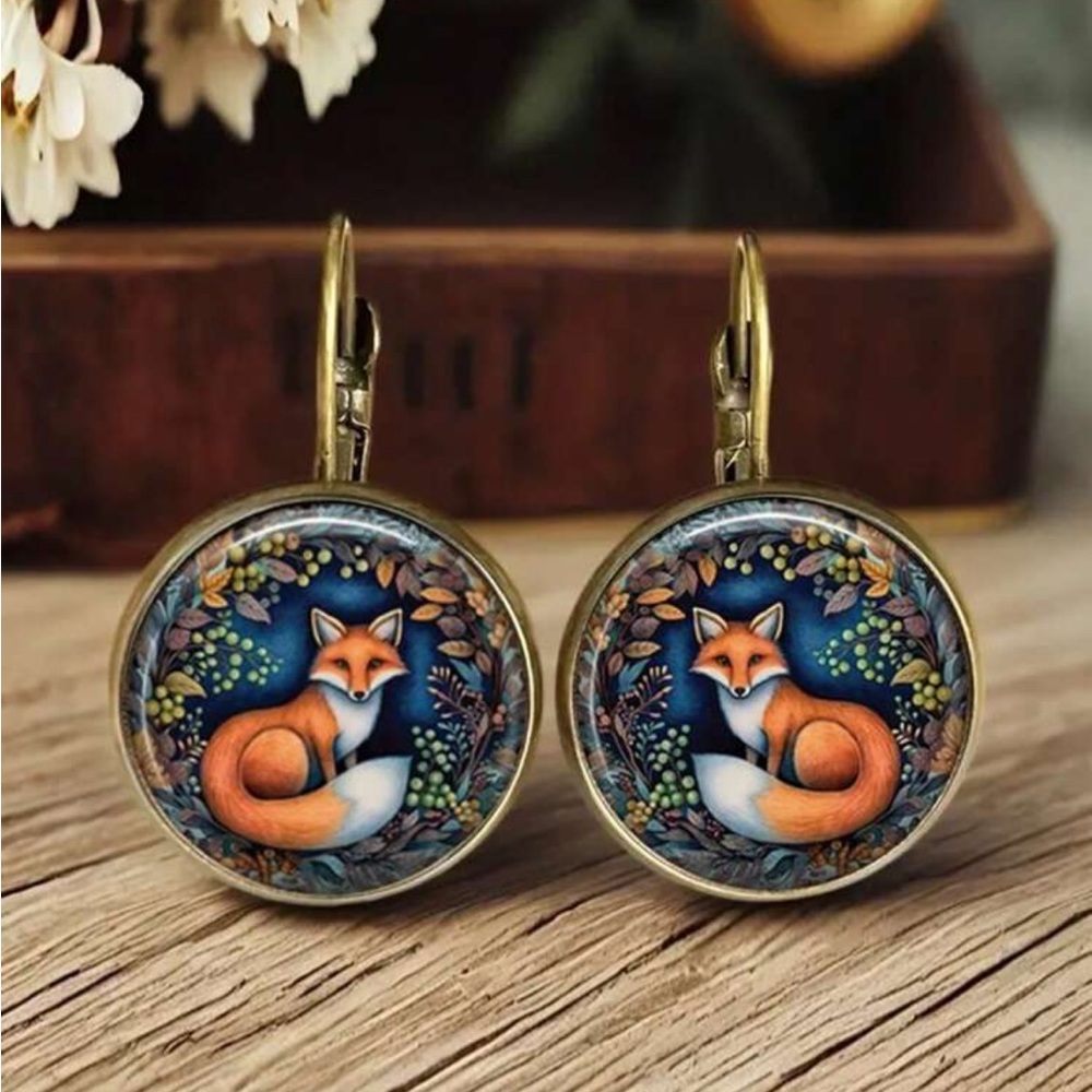 Vintage style Fox Art Design Earrings